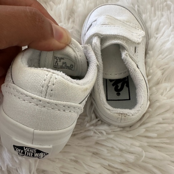 Vans Baby Toddler Old School V Velcro Shoe All White - Picture 6 of 6